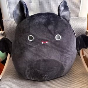Squishmallows Emily the bat 12"Black belly New with tags